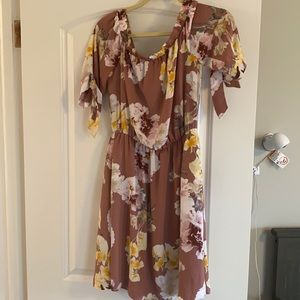 Women’s casual off shoulder dress